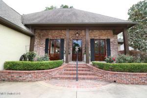 157 Ironwood Plantation Boulevard