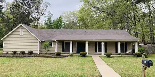 301 HOLLY TRAIL