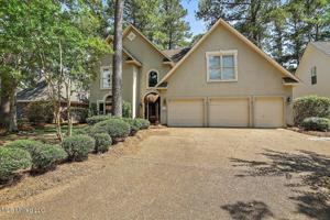 132 Pine Ridge Cir Circle