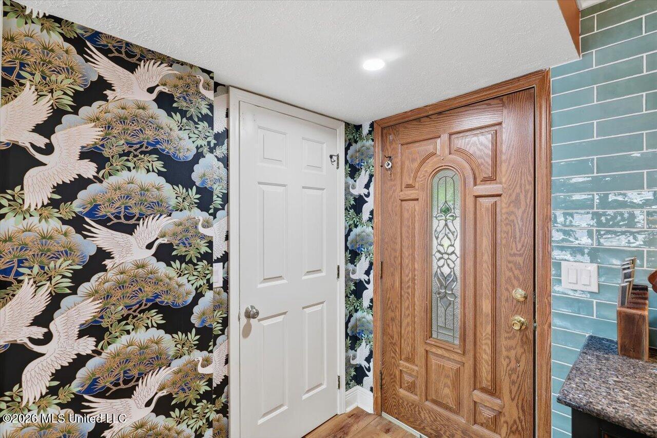 Image 3: 03-157 Dyke Rd #24 _ Hometoursms.com