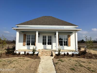1020 Crepe Myrtle Drive