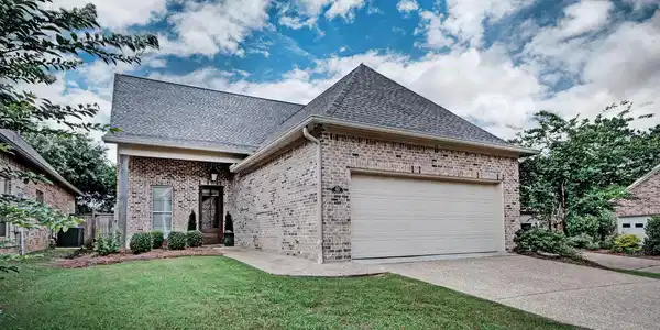 46 Charleston Circle