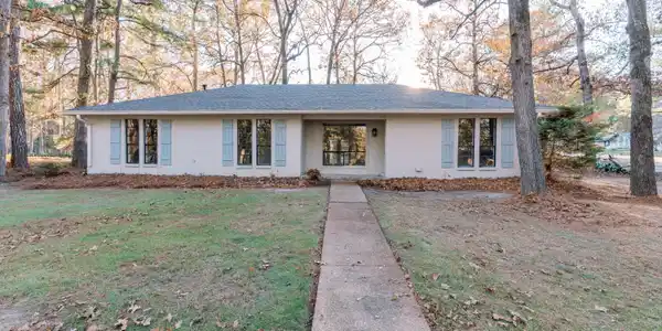 113 Holly Trail