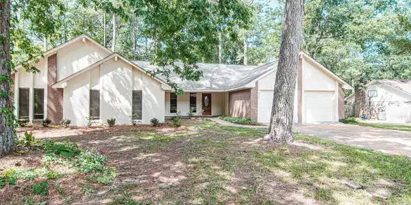 313 Swallow Drive