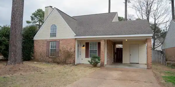 106 Shadow Hill Drive