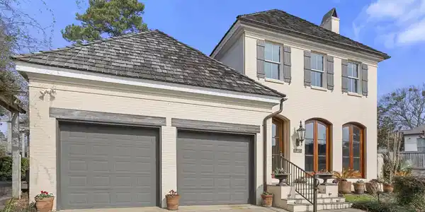 124 Dumaine Place