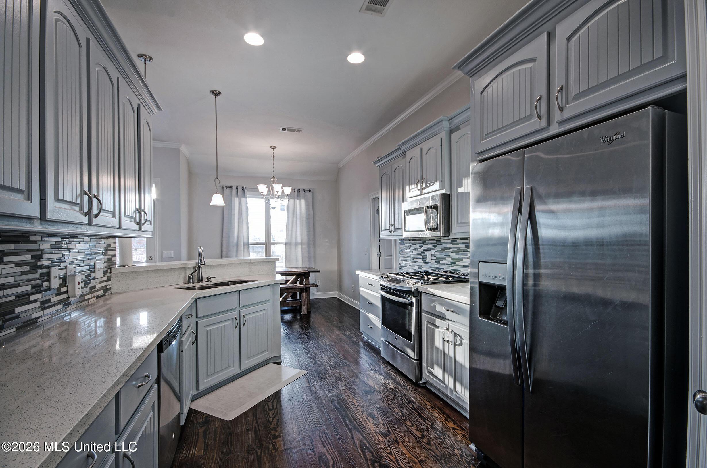 Image 4: IMGP2349_50_51