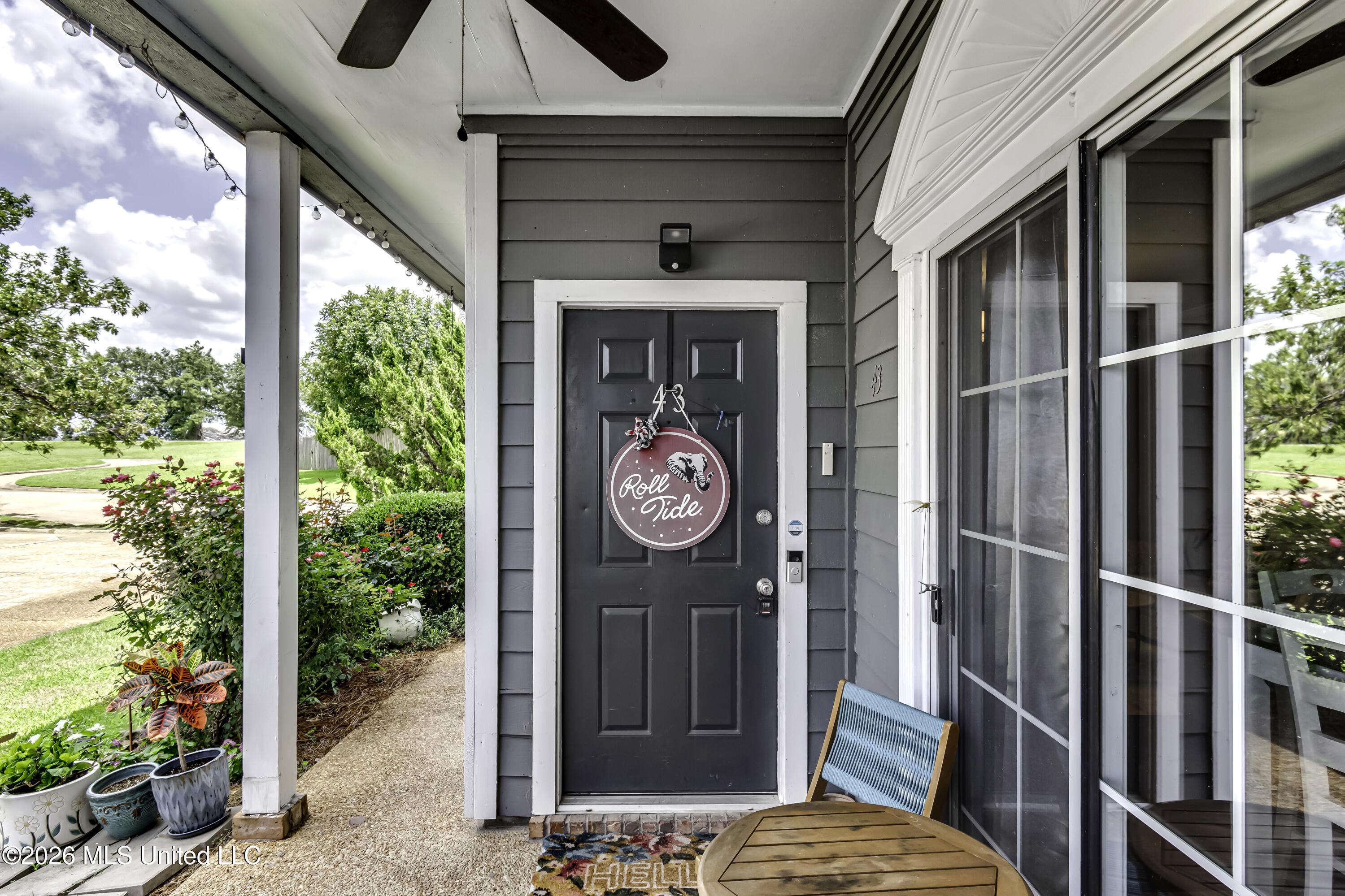 Image 3: 43 Lake Barnett -
