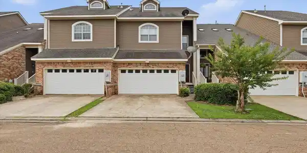 15 Charleston Circle