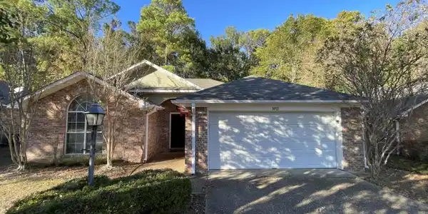 1012 Brashears Point