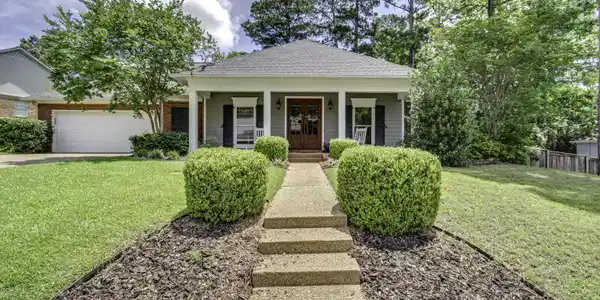 1020 Northshore Village Drive