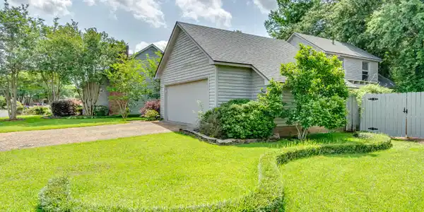 110 E Waterwood Drive