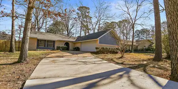 247 Bay Park Dr Drive