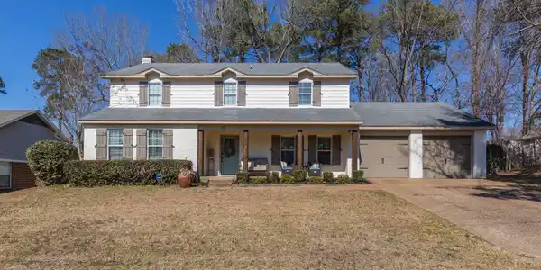 115 Twin Oaks Drive