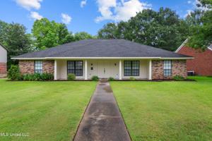 152 Westlake Drive