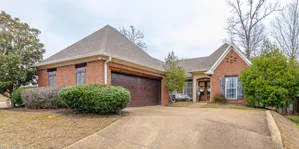 601 Boatmans Cove