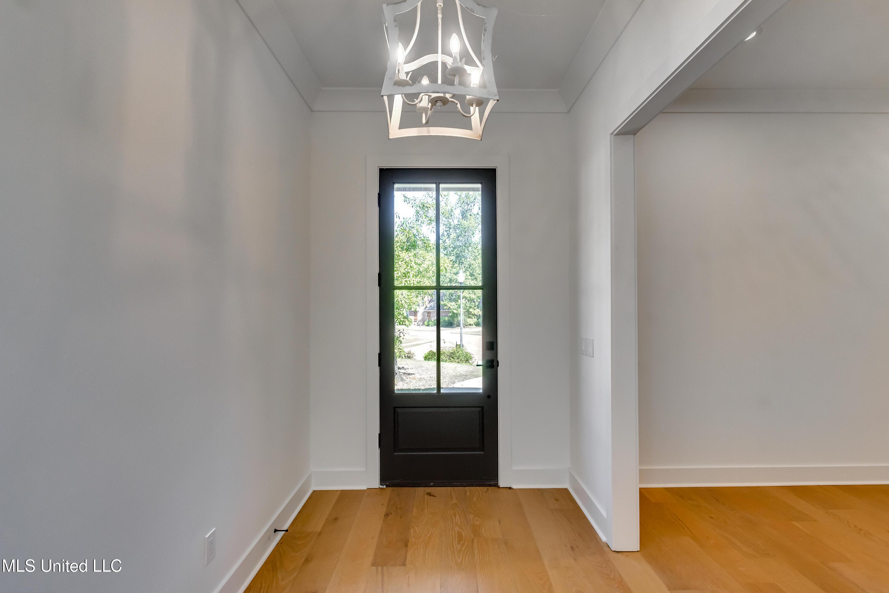 Image 4: 123 Camden Ridge-1