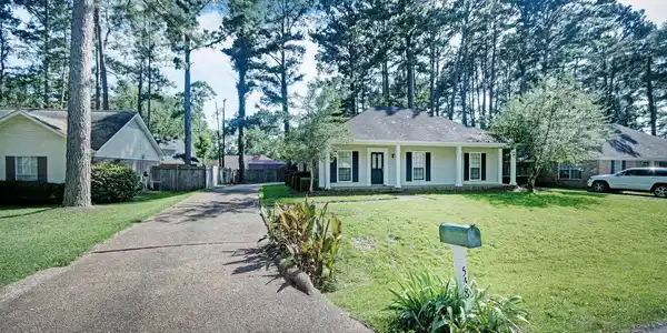 548 Traceview Road