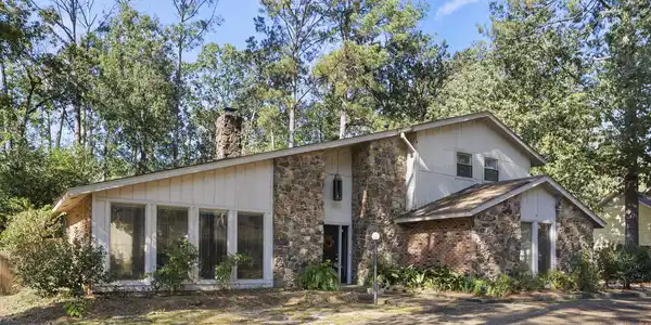 103 Redbud Trail