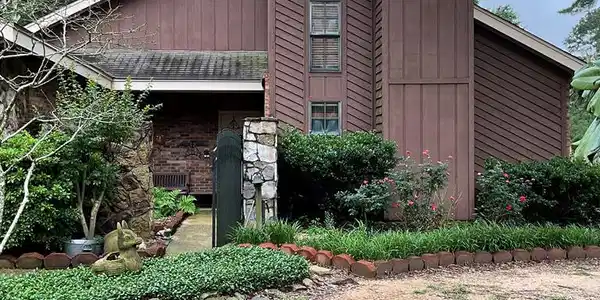 204 Summit Drive