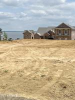 122 Natchez Drive N