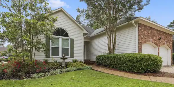 231 Bayview Drive
