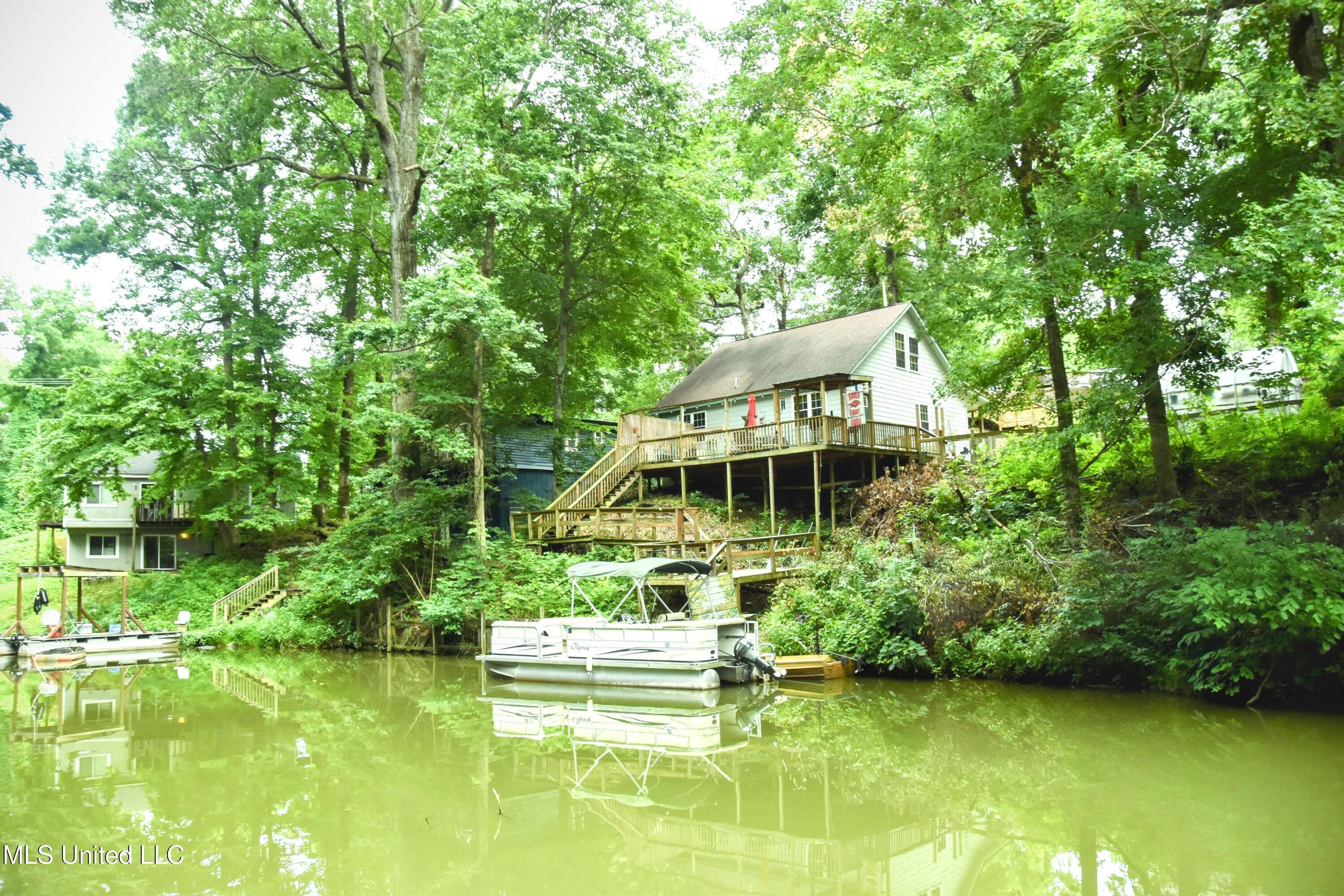 Image 2: Glen artney lake house view