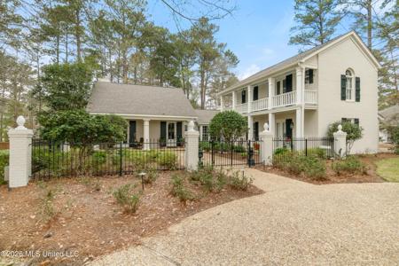 100 W Canebrake Boulevard