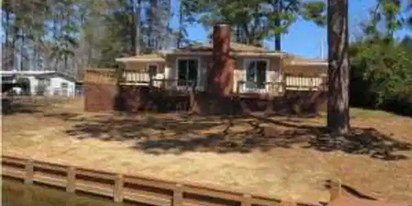 1387 Manning Drive