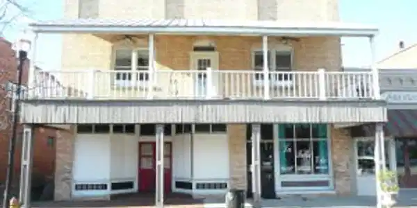 534 Layfayette Alley