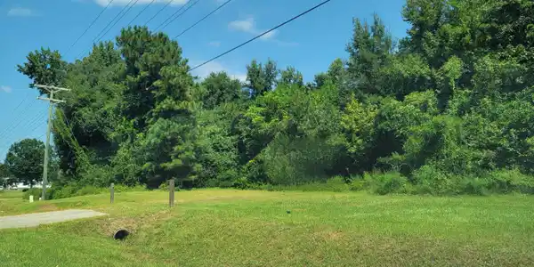 Image 3: Land - Old Number Six Hwy