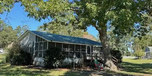 1051 Hobbs Drive