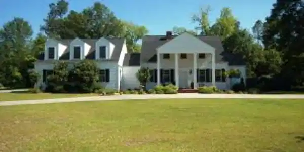 206 Sunset Drive