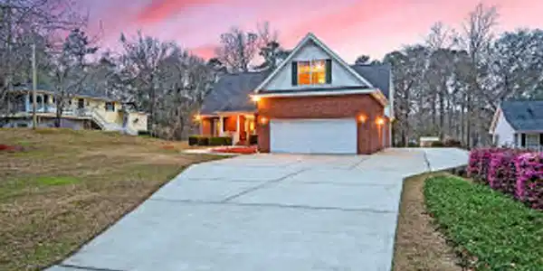 360 Suwanee Drive