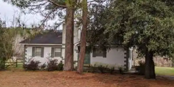 440 Fountain Lake Drive