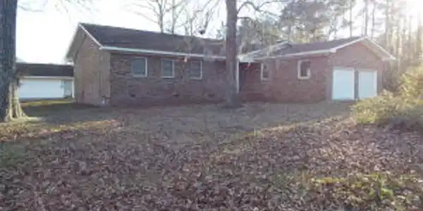 303 Broughton Dr Lane