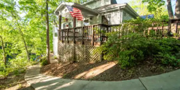 1071 Huran Lane