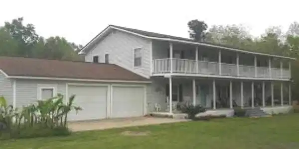 1356 Edgewater Road