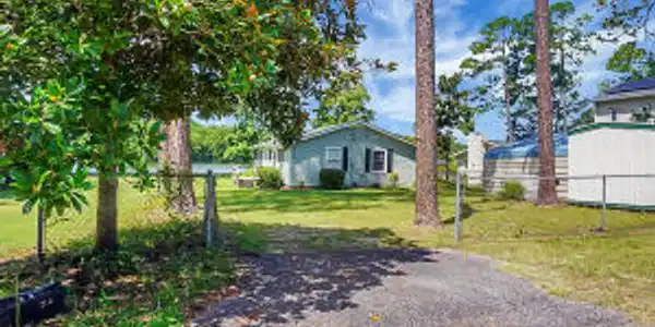 216 Fountain Lake Drive