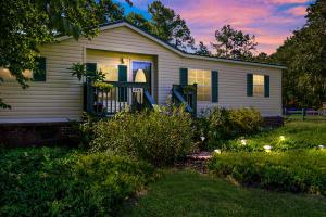 296 Pooshee Plantation Way