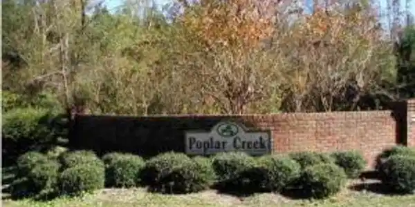 28 Poplar Creek