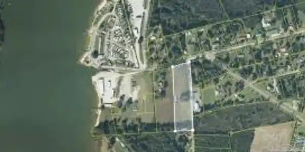 1385 Edgewater Road