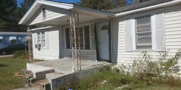 8495 Old Number Six Highway