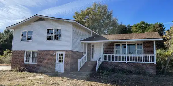 121 Viola Lane