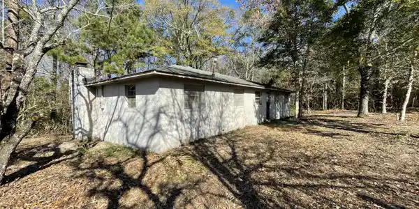 1840 Burke Road
