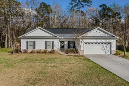 210 Lois Circle, Moncks Corner SC 29461