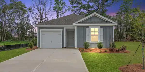 900 Bream Circle