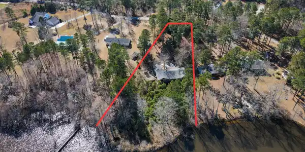 1384 Tom Charles Road, Summerton SC 29148