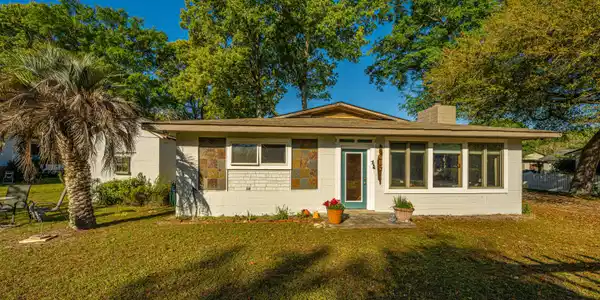 119 Marion Drive