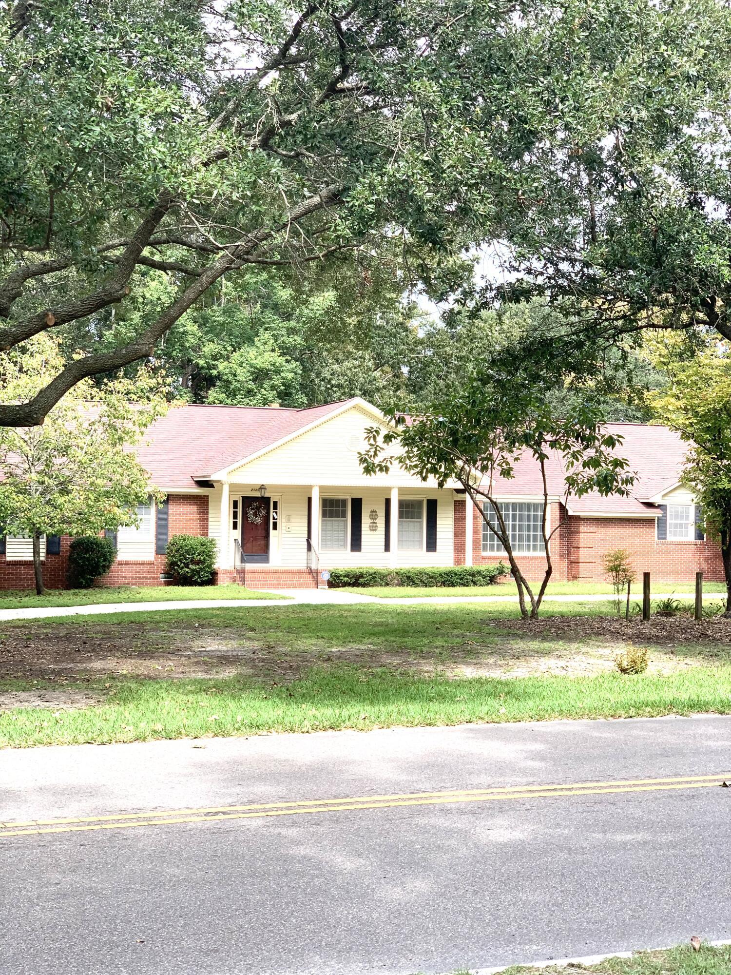 2122 Wampee Drive, Pinopolis, SC lhrmls01809874